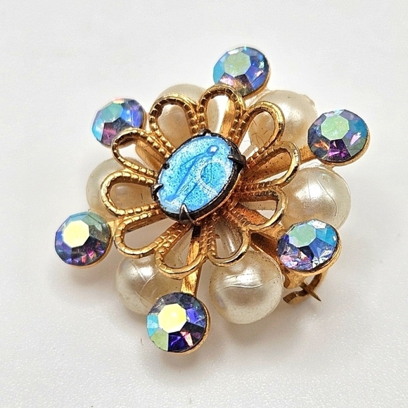 Vintage Jewelry - VINTAGE Religious Virgin Mary Starburst Aurora Borealis Small Brooch Pin